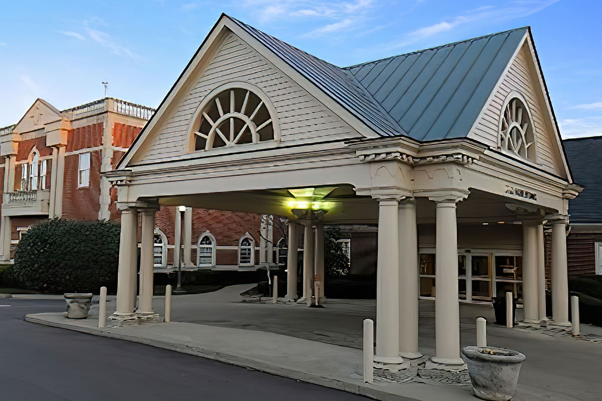 Exterior of Cardinal Hill Rehabilitation Hospital