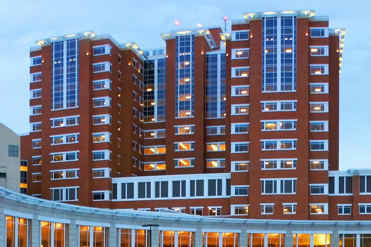  Exterior of UK Albert B. Chandler Hospital Pavilion A