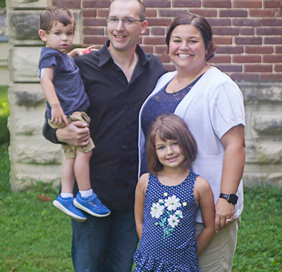 James (JC) and Lisa Middleton with their children, Max and Kara