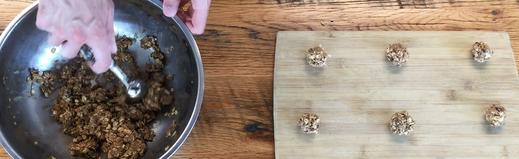 No-Bake Chocolate Peanut Butter Protein Bites